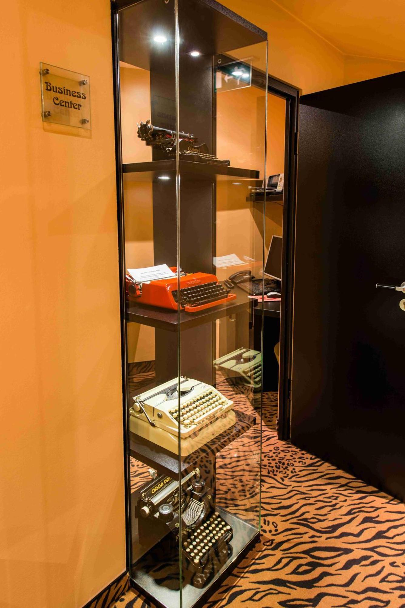 Hotel Concorde Frankfurt nad Menem Zewnętrze zdjęcie