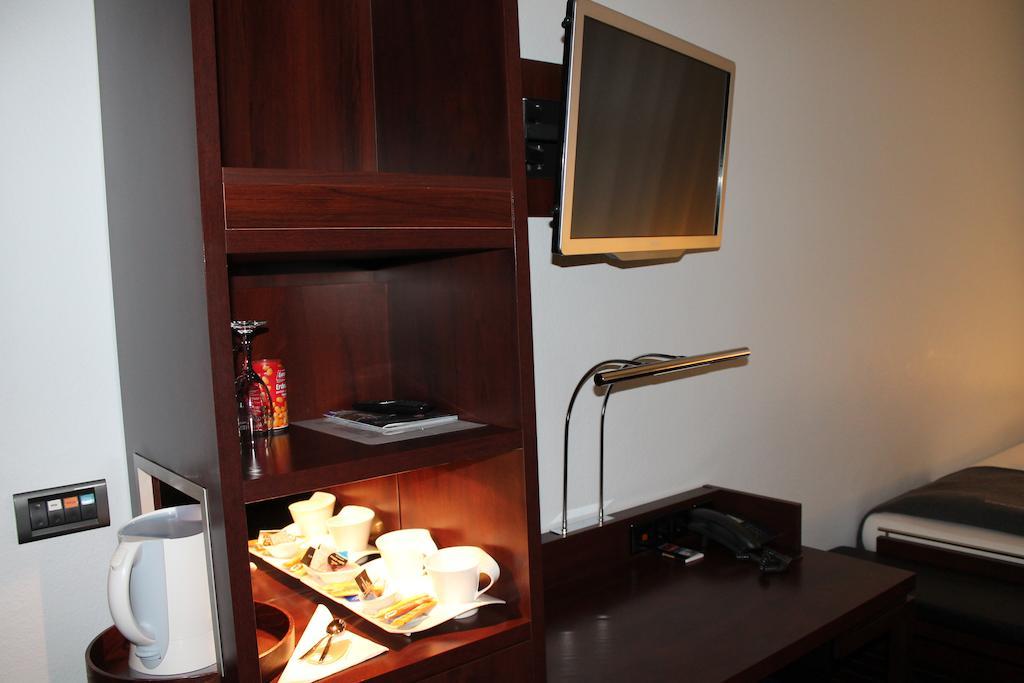 Hotel Concorde Frankfurt nad Menem Zewnętrze zdjęcie
